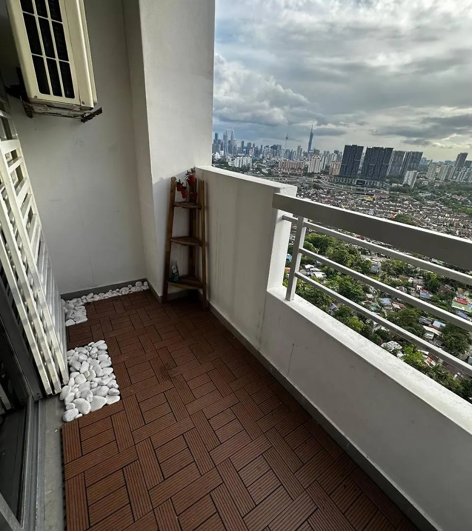 Apartment Homestay Sentul Kuala Lumpur View Klcc